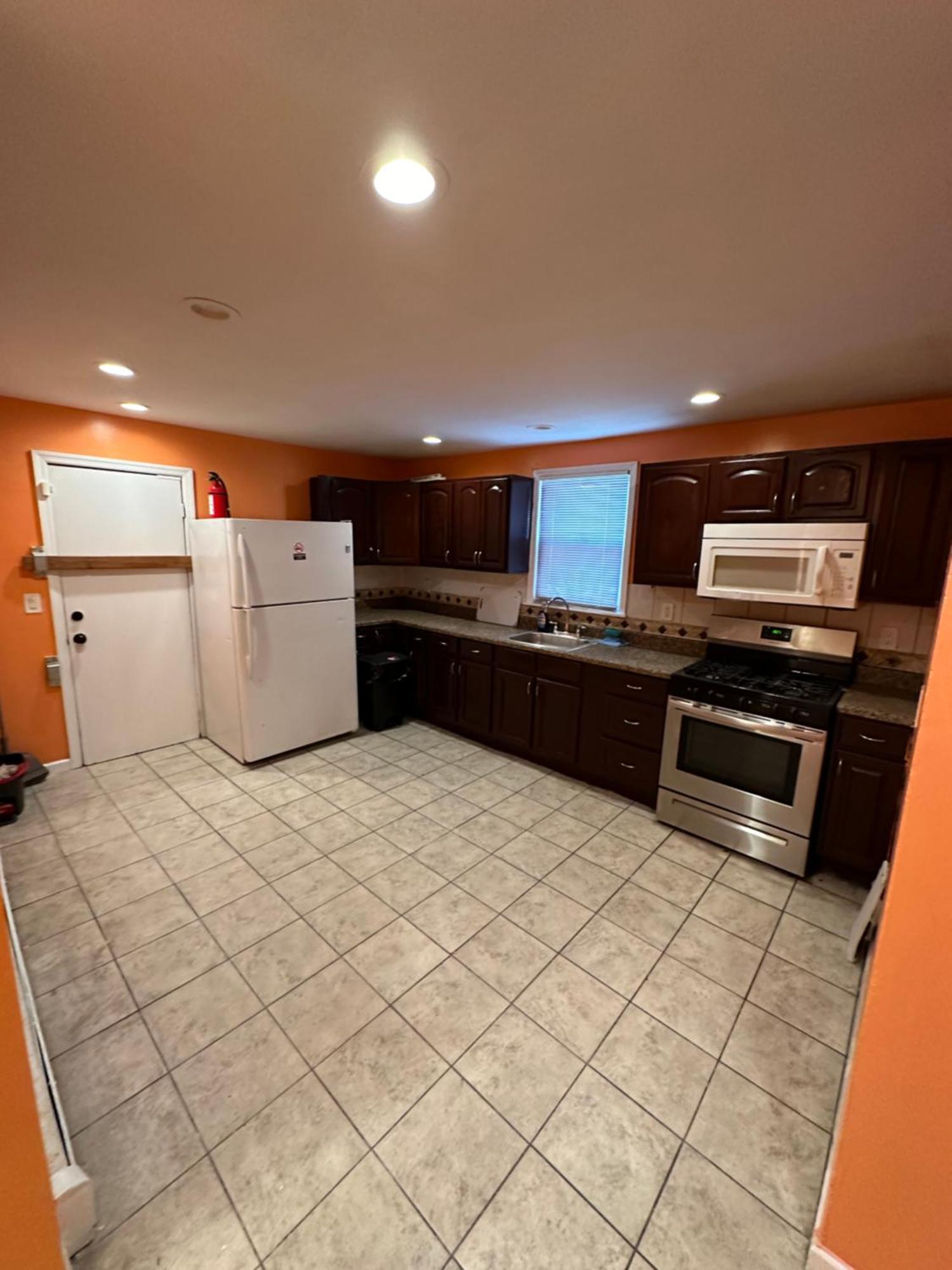 Fidelia Garnet Room, Queen Bed Minutes From Newark Liberty International Airport And Newark Penn Station Buitenkant foto